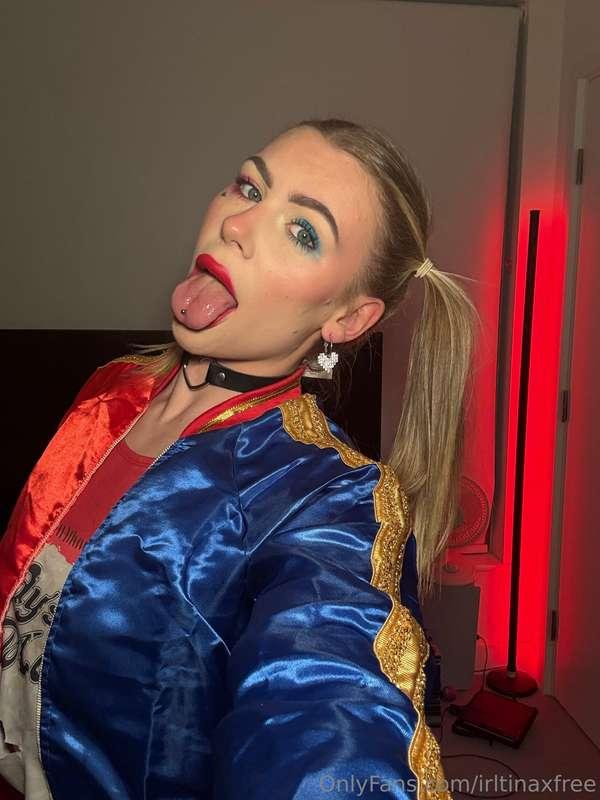 happy halloween 😜