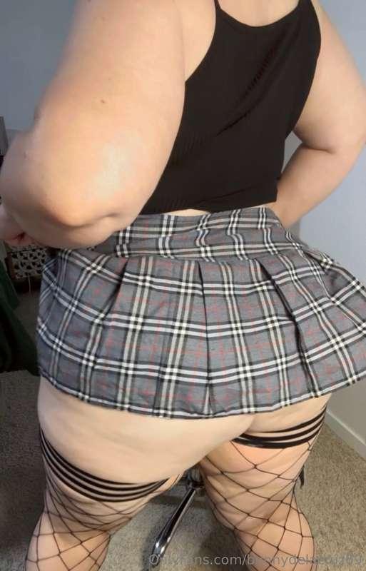Do you think my skirt is a little to short? I think its just..