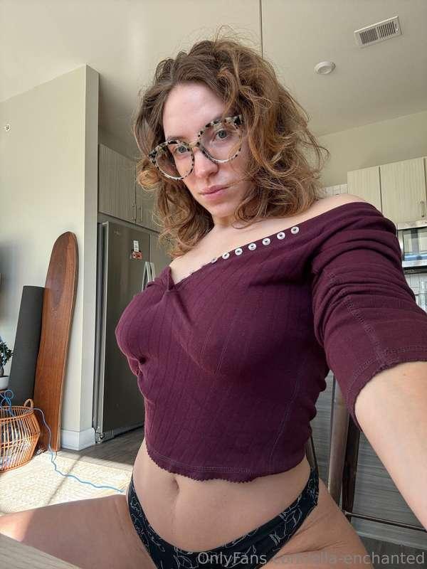 this top can't handle me... think you could?😏