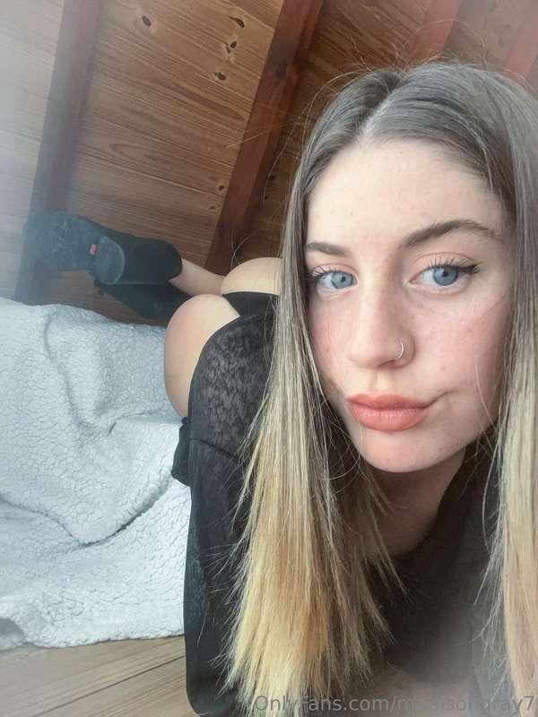 What are you looking at? Come wipe my ass🫵🏼👅