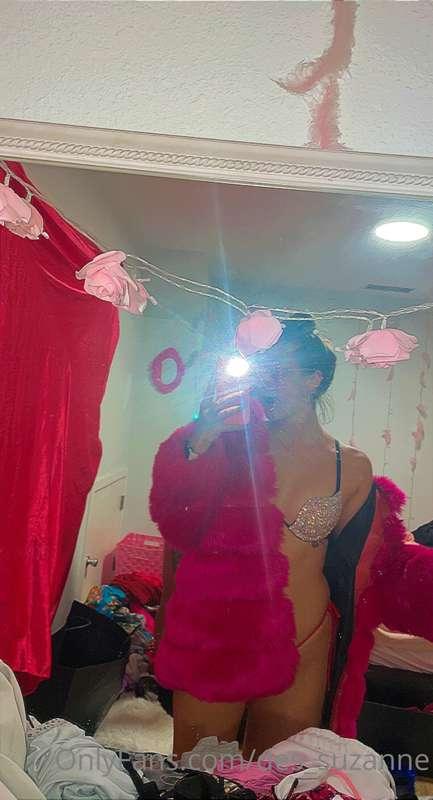 what am i doing in your naughty thoughts right now? 😈💕💋