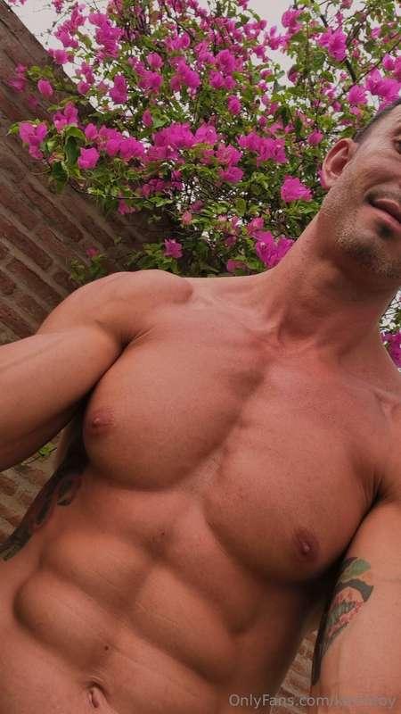 100% homemade amateur content🍿VIP➡️ @KEVINTOYVIP 