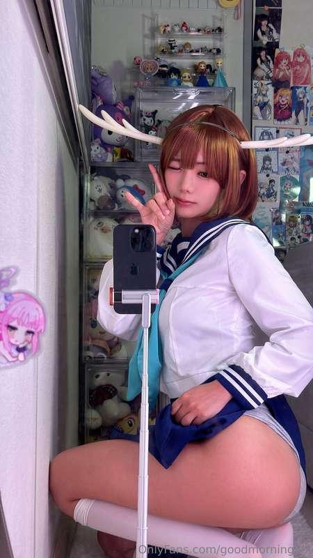 now have the song stuck on your head the whole day! xDDD