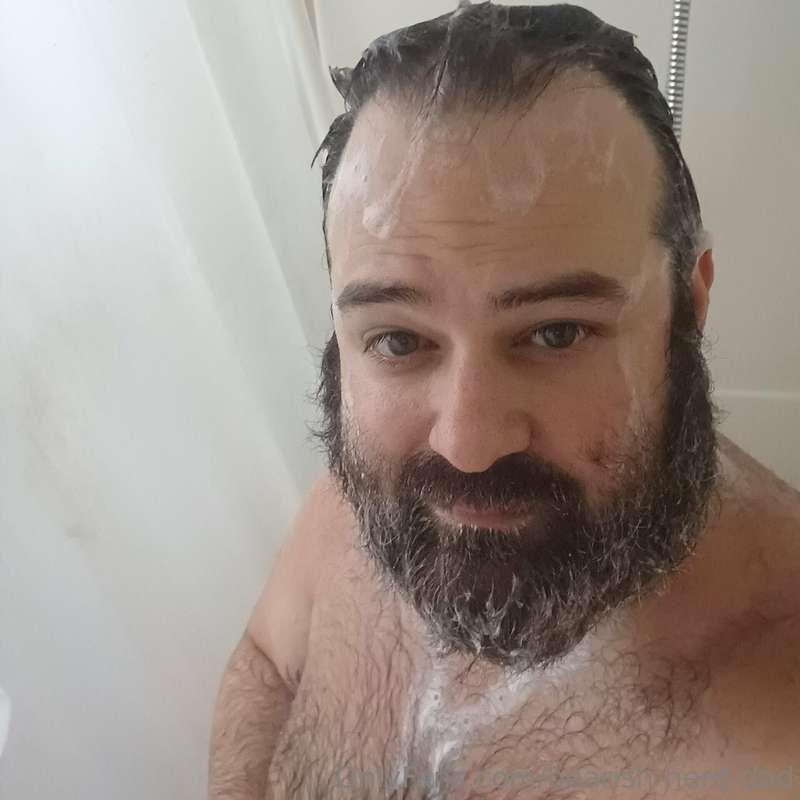It's been a minute since I did any shower pics