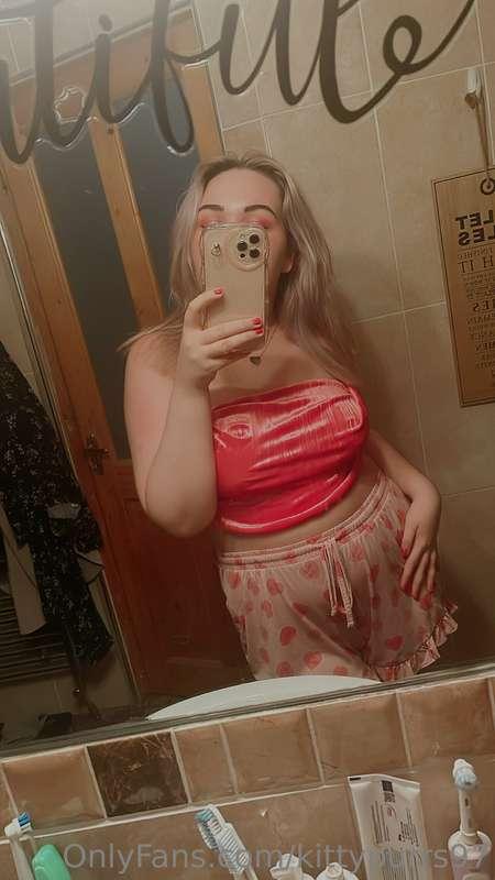 wanna have a sleepover?