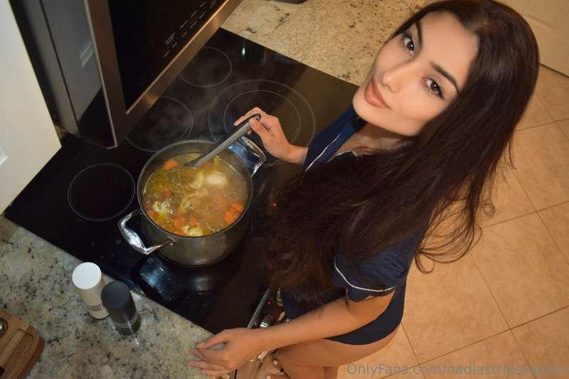 Prepping some cabbage soup for the week with added chicken f..