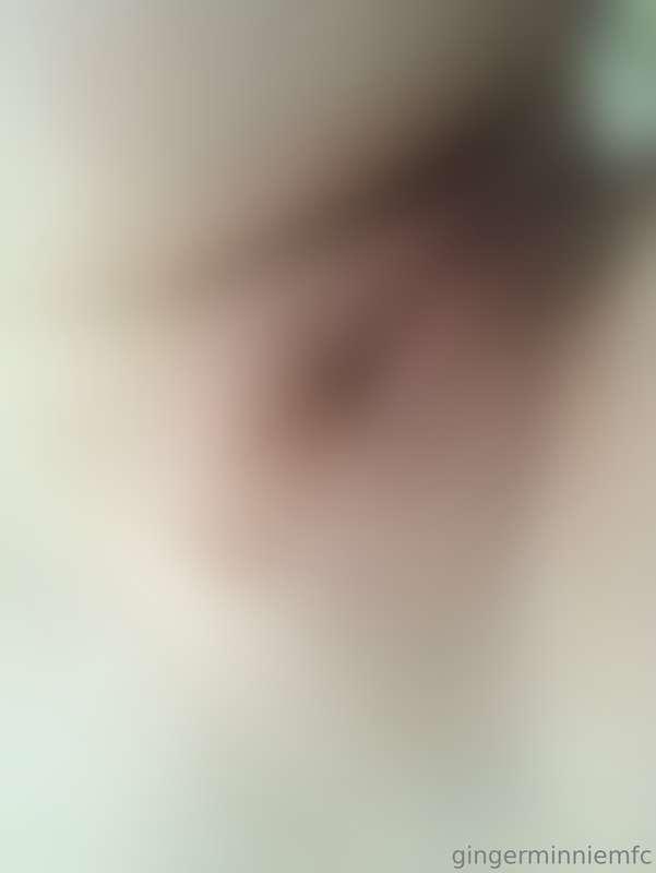 Naughty bath nudes, do you prefer when my pussy was shaved l..