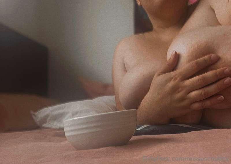 missuschubby image #0