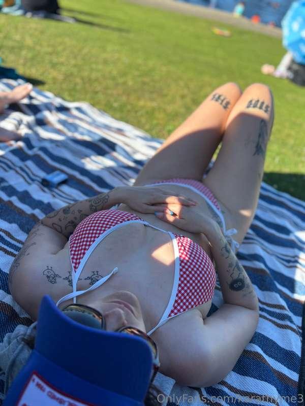 Back at the lake daddy! Comment yessss! If you want me to DM..