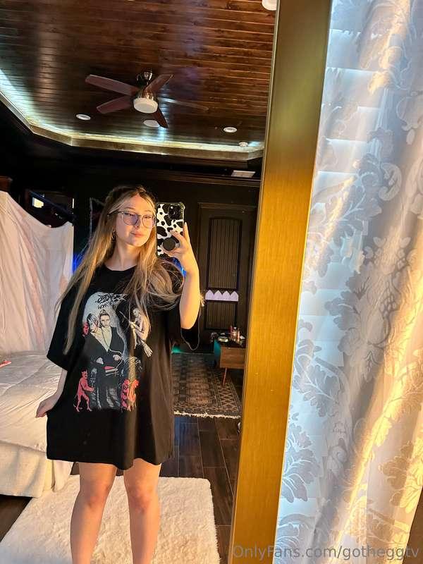 big t shirt kinda day 😋