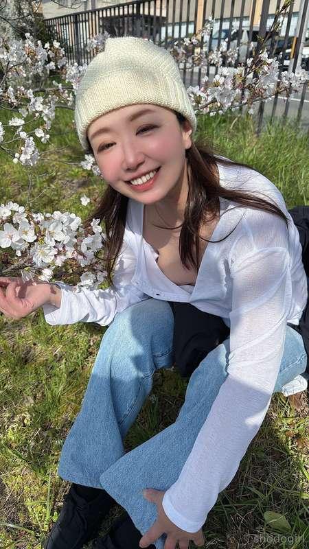  I feel happy today… will you come enjoy it with me? 💗