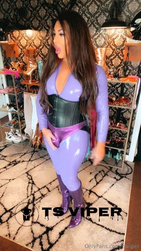 new purple catsuit, new leather corset, i did this vid yeste..