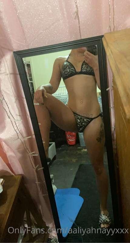 Think I’m gonna tan again today. 😊