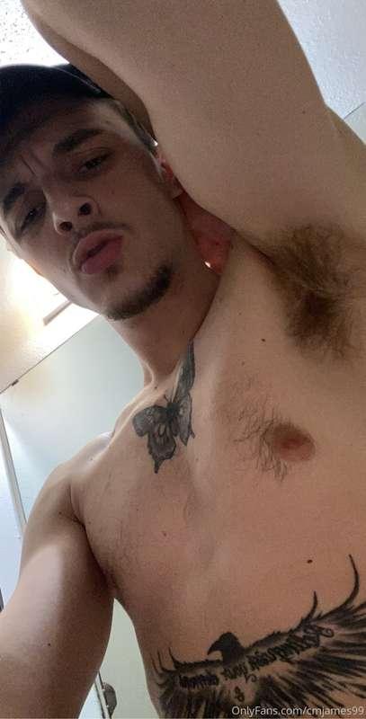 You always need a good whiff in the morning 😈
