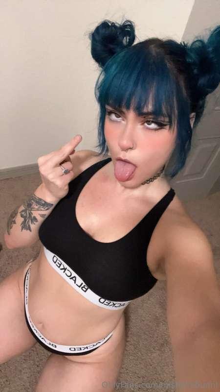 mishellebunni image #1