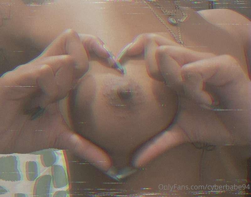 cyberbabe94 image #0