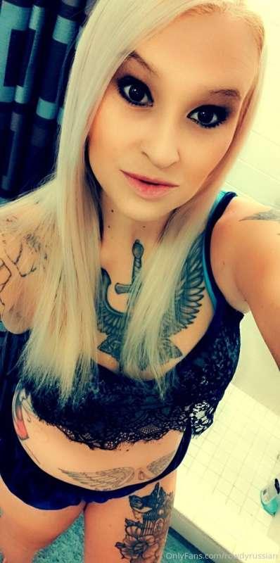 What are you amazing babes up to this evening?? I'm pretty b..