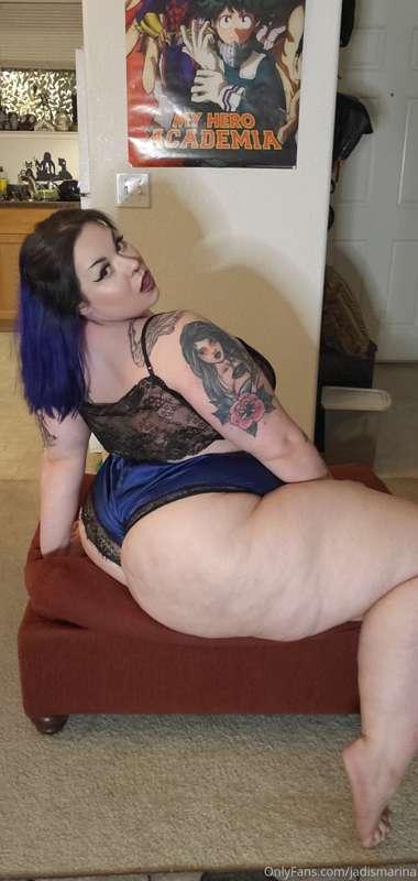 Wish I was sitting on you, and not this ottoman 😉
