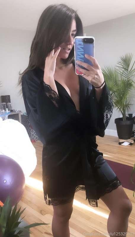 Isn’t this such a weird robe. Are we liking the brunette. Wh..