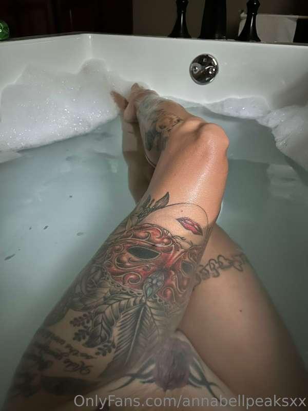 annabellpeaksxx image #0