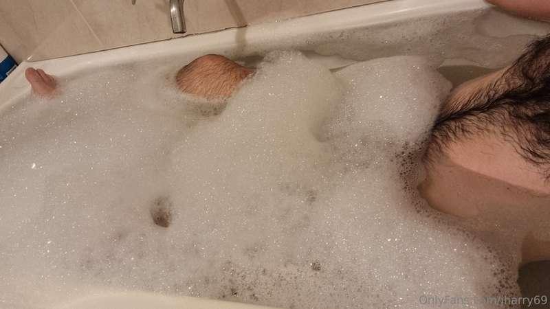 Melbourne starting to get a little warmer, always nice! Stil..