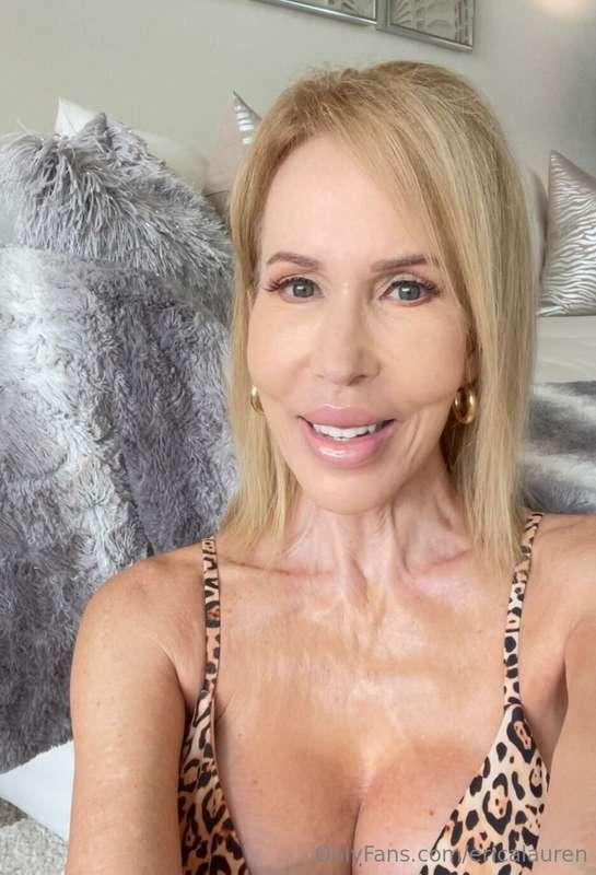 I bet your mouth wants to do naughty things to me. 🥵💋