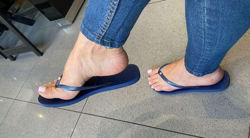 pretty_feet_39 image #1