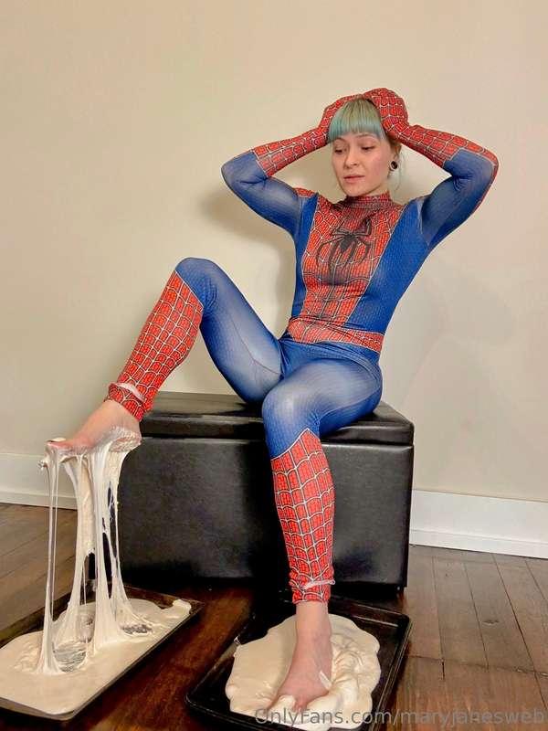 Stuck Spidergirl Part 2 <3