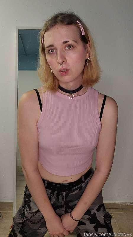chloenyx image #3