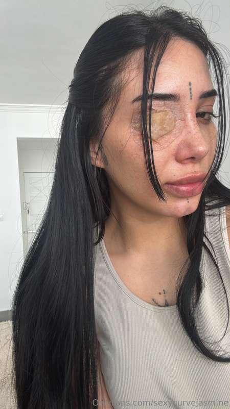 I'm really sad today because for some reason my left eye sta..