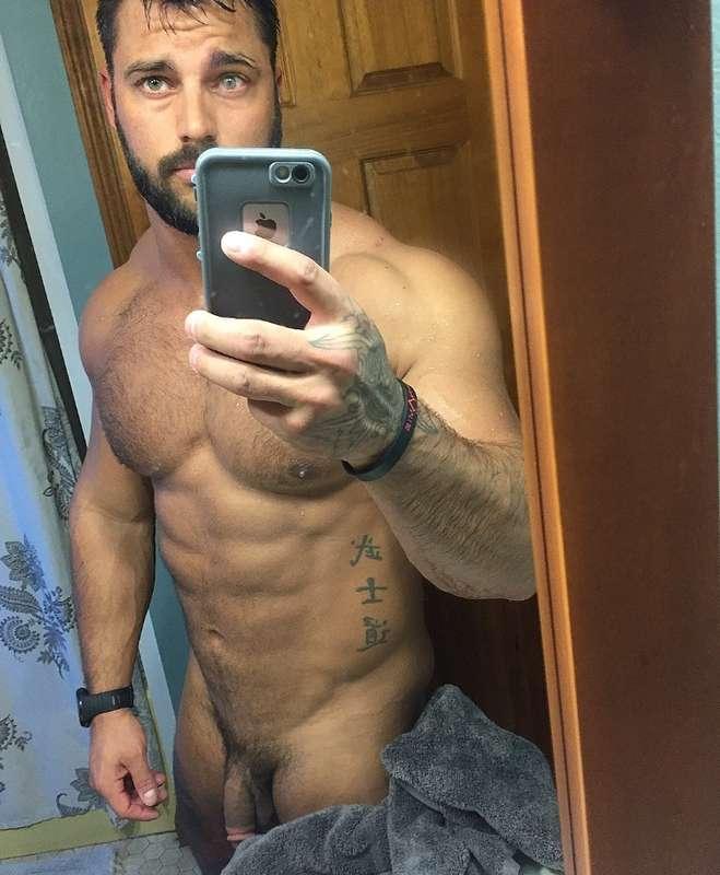 Gym done ✅ shower time!