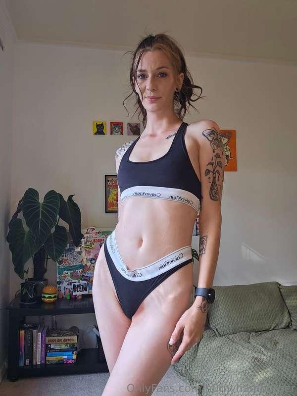 The Klein's are cute but what's under them is wayyyyy cuter 