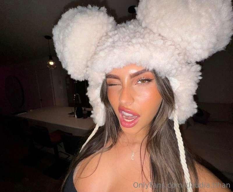 claudia.tihan image #0