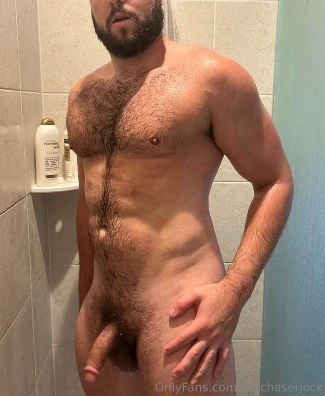 Who’s Joining Me In The Shower?

#gayjock #chaser #hairy #ha..