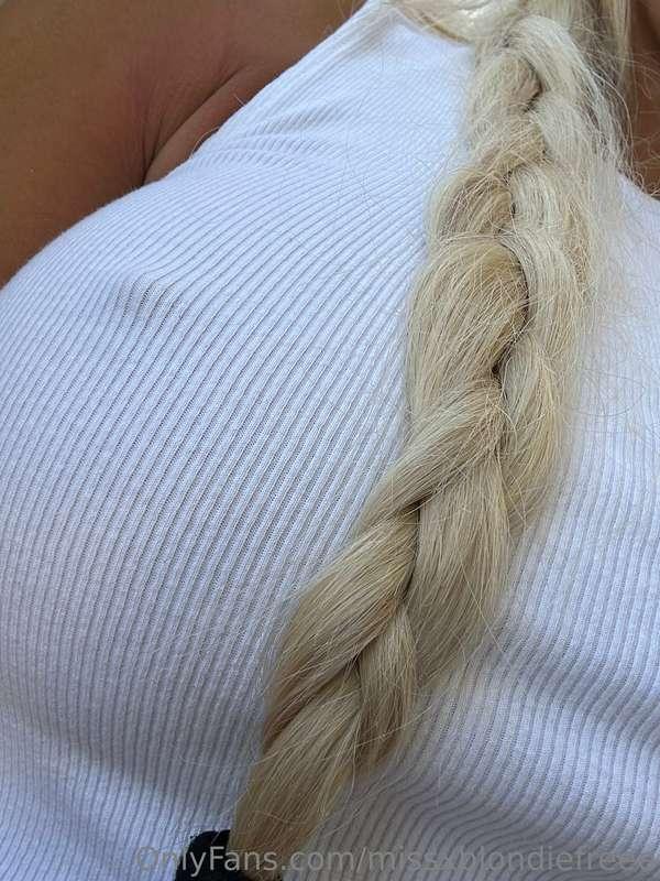 Titties💗