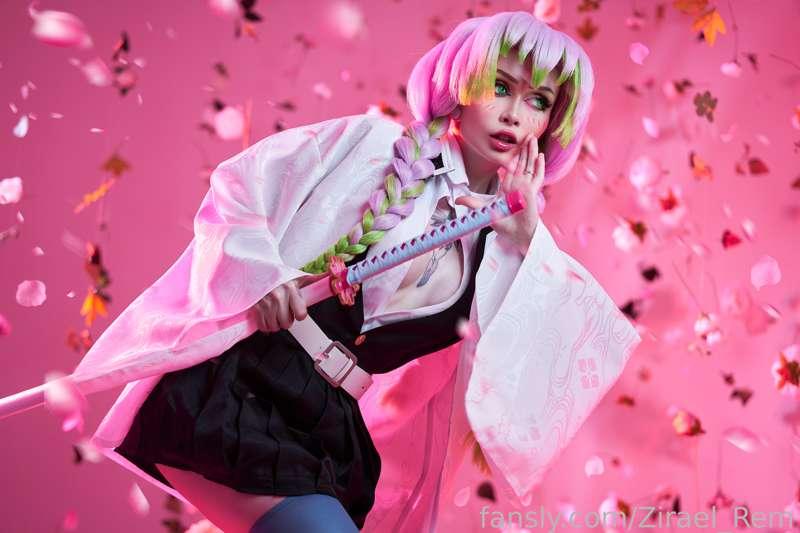 HD set with Mitsuri Kanroji from Demon Slayer🌸
The set is for sale if you don’t wanna get subscription