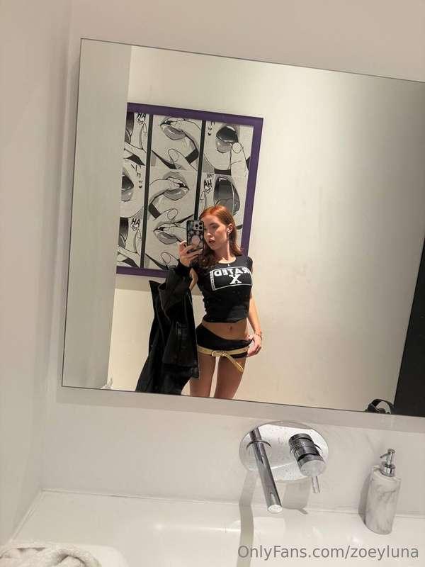 the lonelier i get, the hotter i look🔥