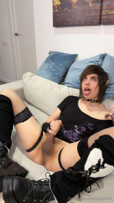 goshkafemboy image #4