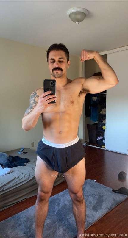 Just a thiccness appreciation post;) More nudes coming later..