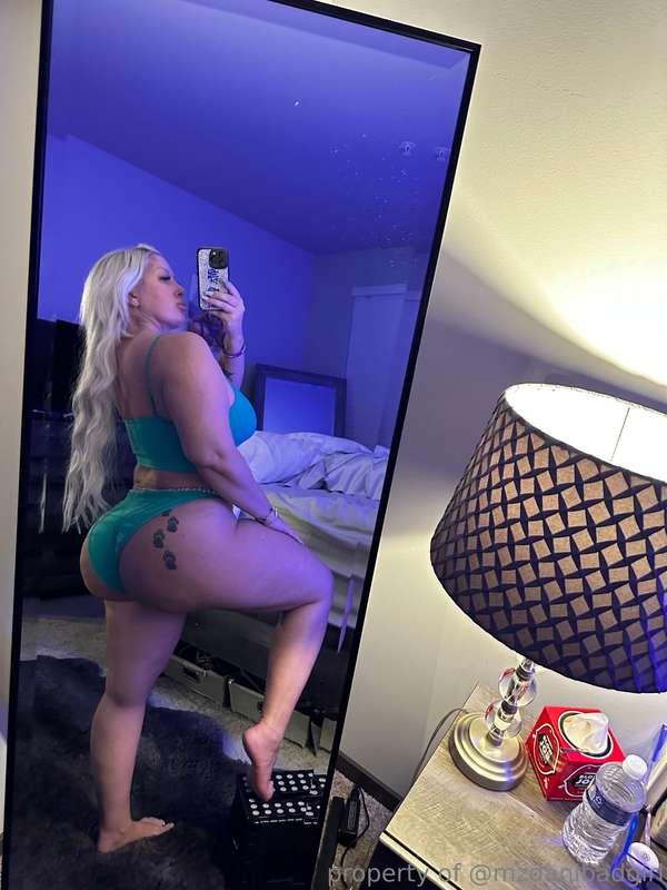 good morning ☀️ happy hump day!