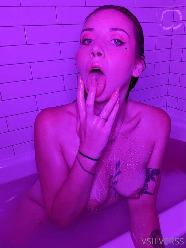 Taste me, I'm yummy 👅