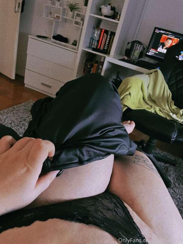 Up or down?😜