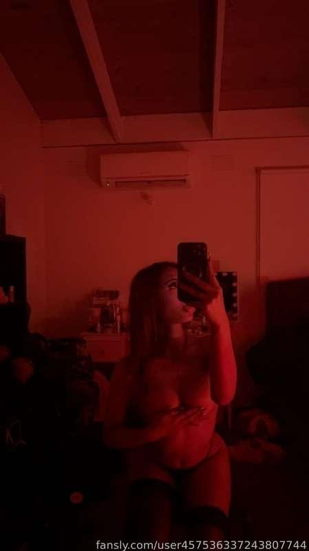 user457536337243807744 image #3