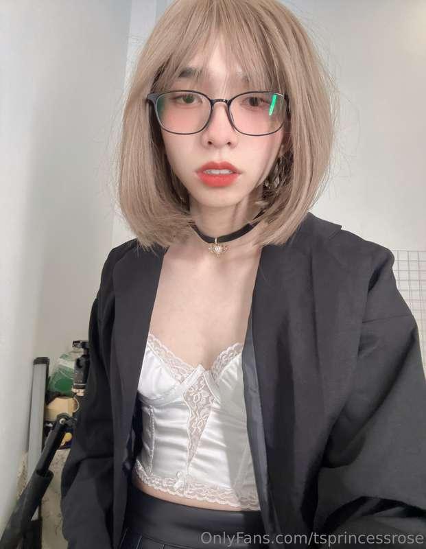 I have a tiny pp underneath that skirt 🤭
