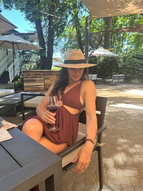 Want to buy me a bottle of wine 🍷   Send your custom ideas i..