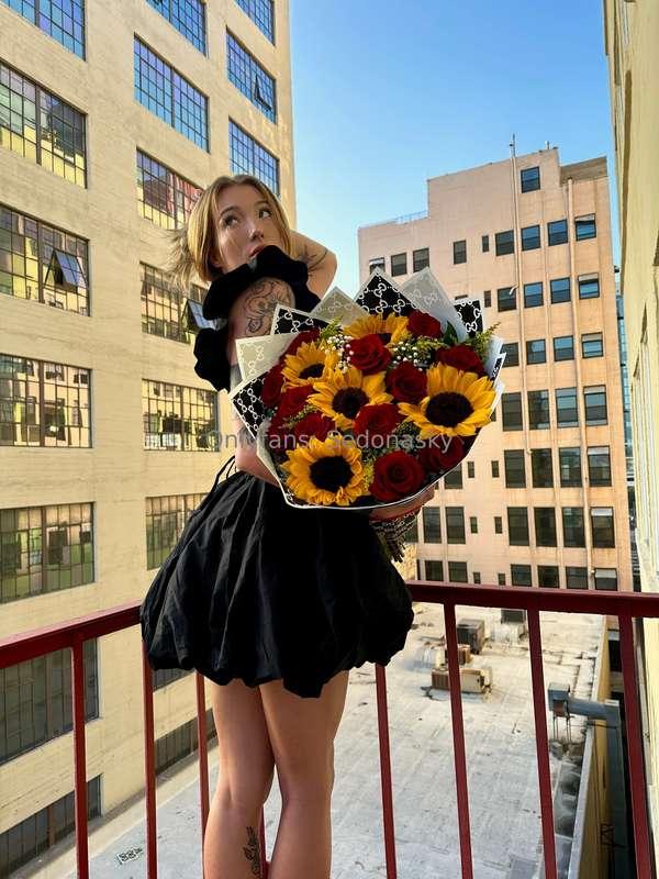 would you buy me flowers? 🌹