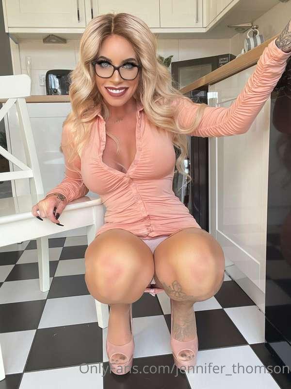 I’ve just uploaded this full set to my VIP PAGE @jennnnnifer..