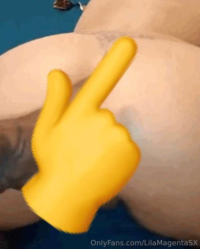Butt fingering gif!! @u46005705 