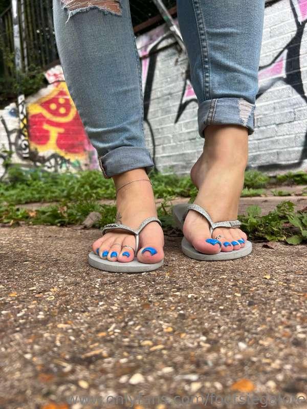 footsiegalore image #8