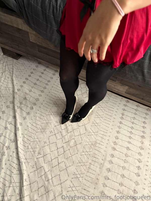mrs_footjobqueen image #7